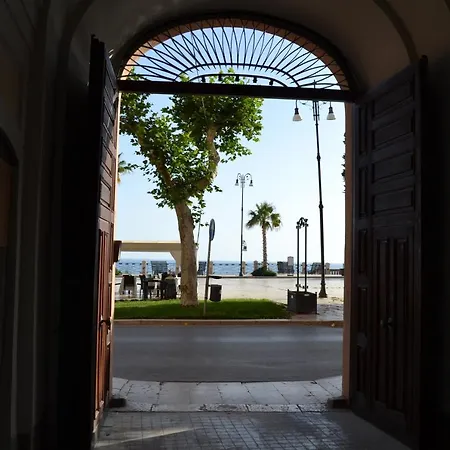Agora Panoramic Bed & Breakfast