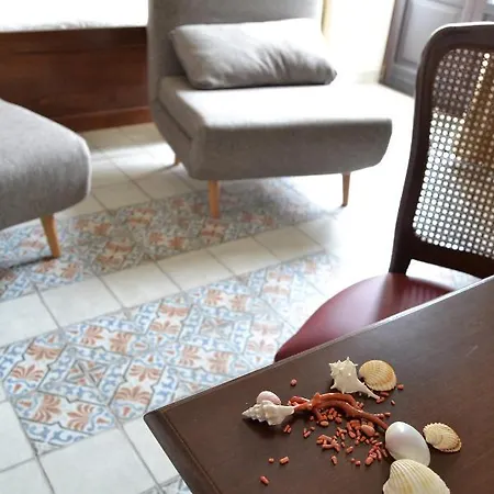 Agora Panoramic Bed & Breakfast