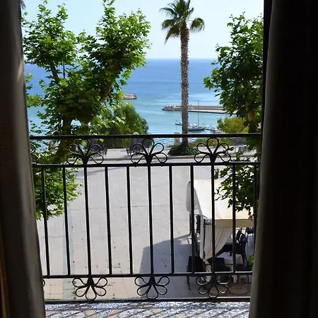 ベッド・アンド・ブレックファスト Agora Panoramic