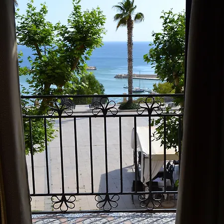 Agora Panoramic شاكا