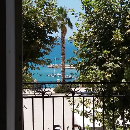 فندق مبيت وإفطار Agora Panoramic