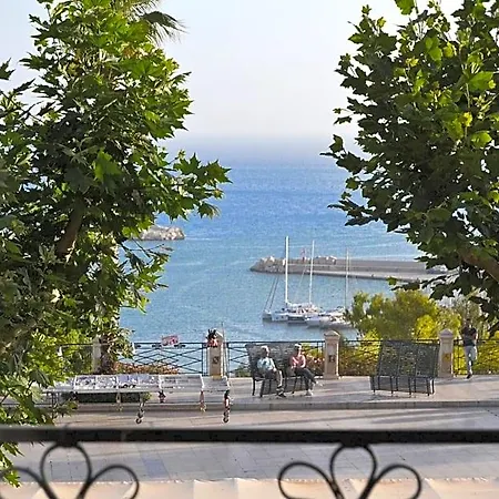 Agora Panoramic