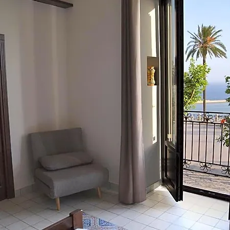 Agora Panoramic Bed & Breakfast