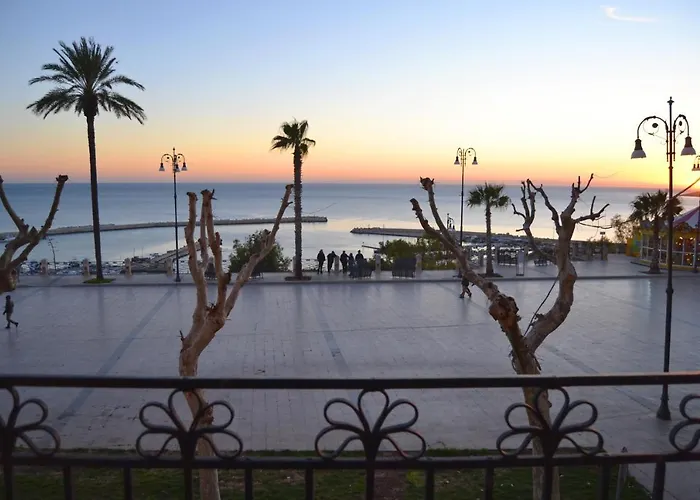 Agora Panoramic Bed & Breakfast 3*