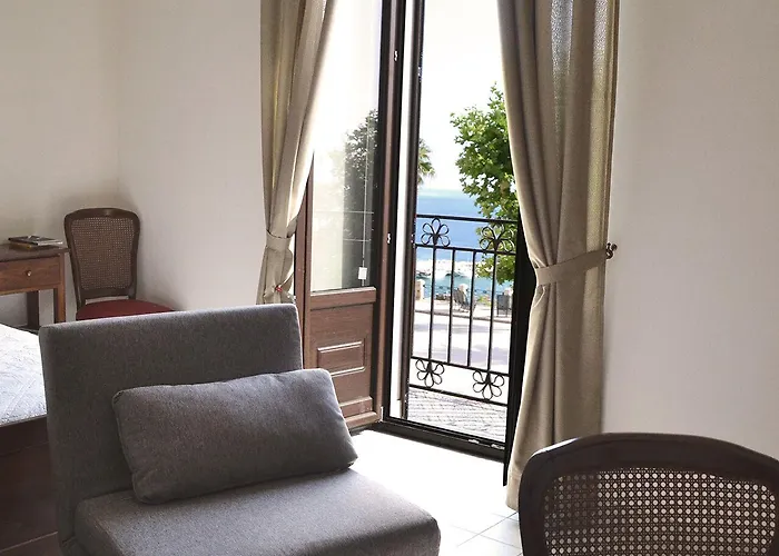 Agora Panoramic 3* 夏卡