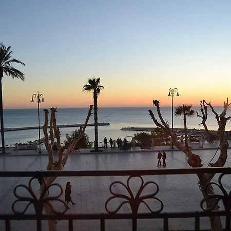 Agora Panoramic Nocleg ze śniadaniem 3*