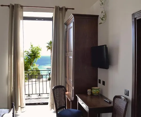 Agorà Panoramic Couette-café