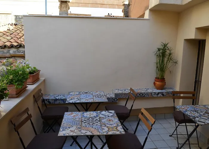 Agorà Panoramic Couette-café 3*